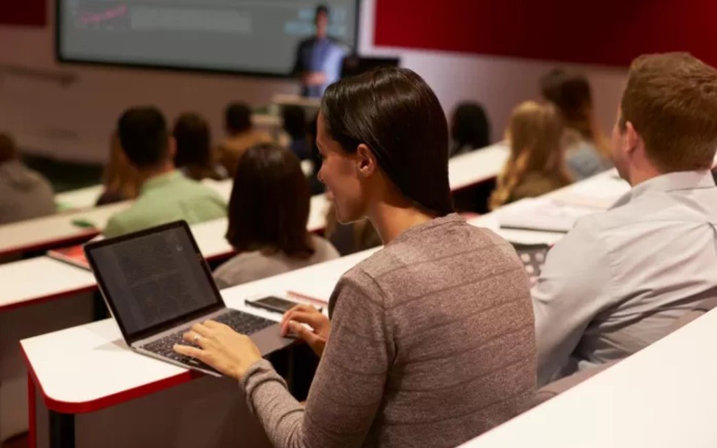 Un professeur d'université découvre que la moitié de ses étudiants ont triché avec ChatGPT