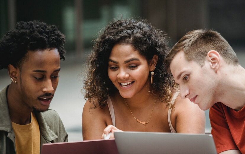 (se) Préparer à des examens